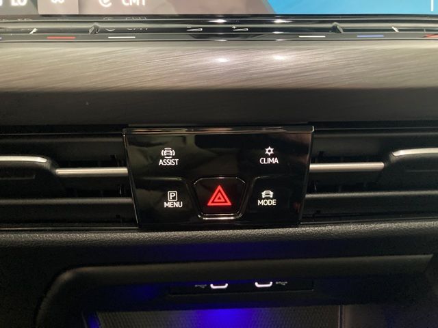 volkswagen-golf-variant-2020-diesel-1968cc