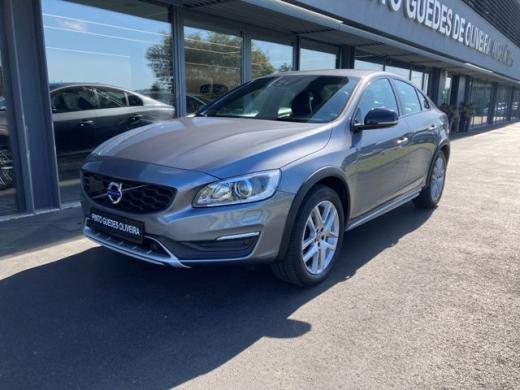 volvo-v60-cross-country-2017-diesel-1969cc