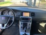volvo-v60-cross-country-2017-diesel-1969cc