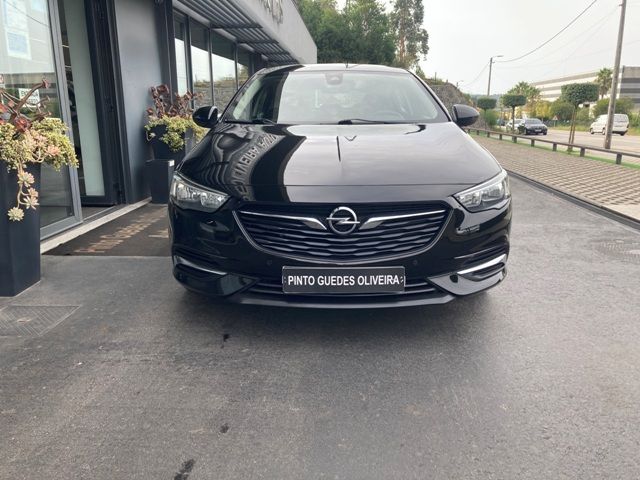 opel-insignia-grand-sport-2018-diesel-1598cc