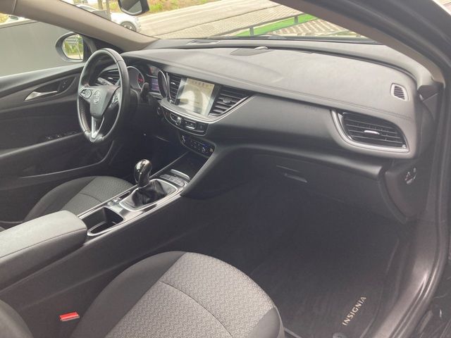 opel-insignia-grand-sport-2018-diesel-1598cc