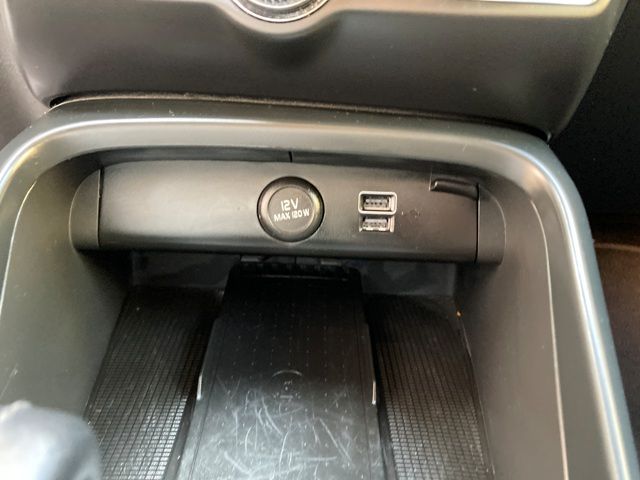 volvo-xc40-2020-hibrido-a-gasolina-1477cc