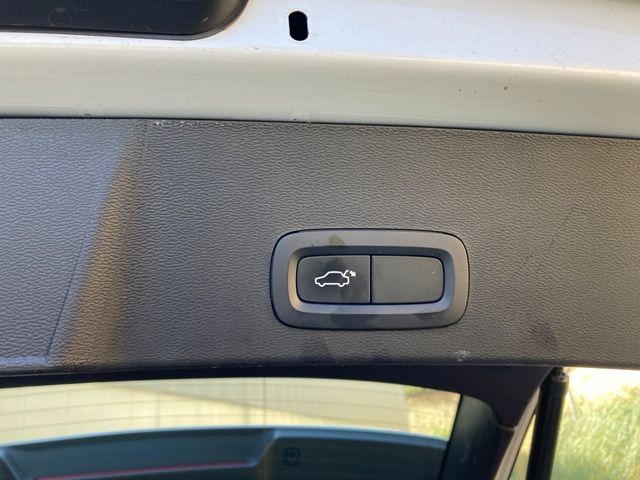volvo-xc40-2020-hibrido-a-gasolina-1477cc