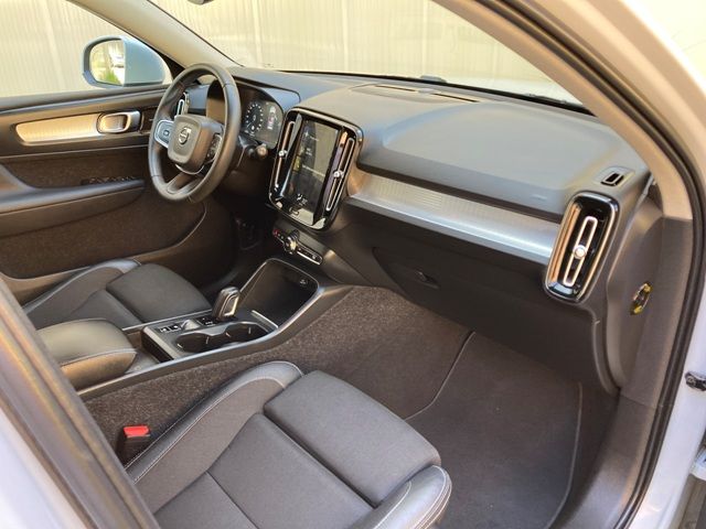 volvo-xc40-2020-hibrido-a-gasolina-1477cc