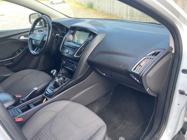 ford-focus-sw-2018-diesel-1499cc