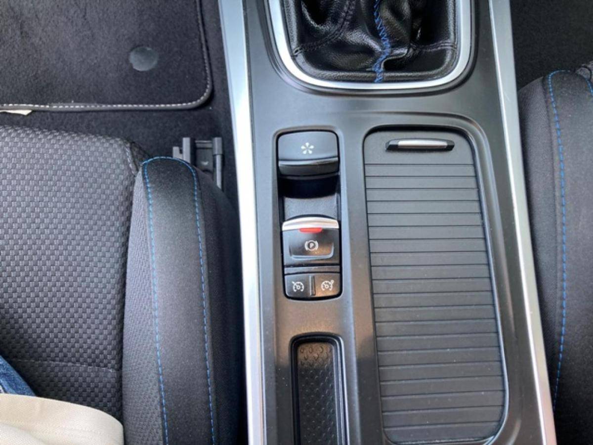 renault-megane-sport-tourer-2020-diesel-1461cc