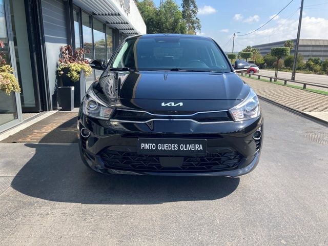 kia-rio-2023-gasolina-998cc