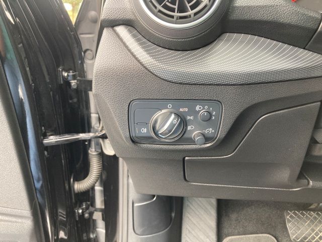 audi-q2-2018-diesel-1598cc