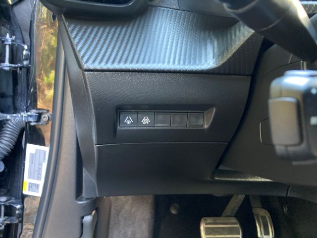 peugeot-2008-2022-diesel-1499cc