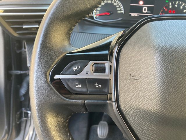 peugeot-208-2023-gasolina-1199cc