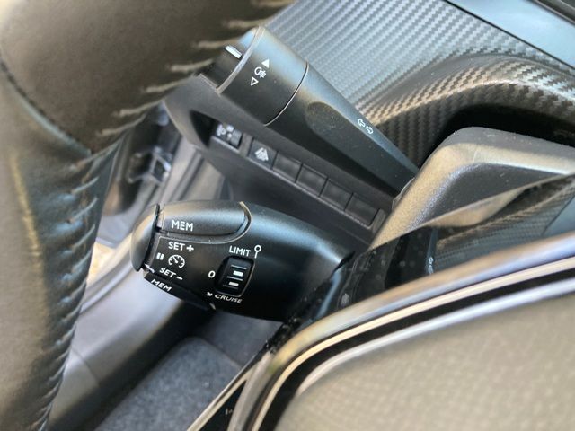 peugeot-208-2023-gasolina-1199cc