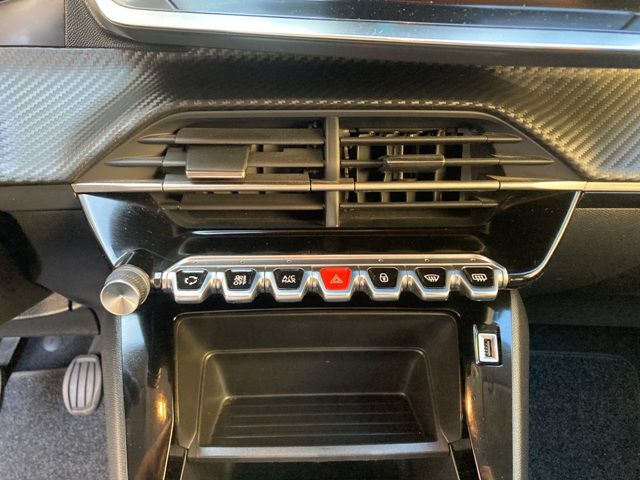 peugeot-208-2023-gasolina-1199cc