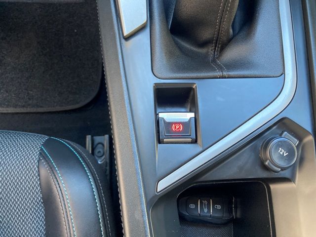 peugeot-308-2024-gasolina-1199cc