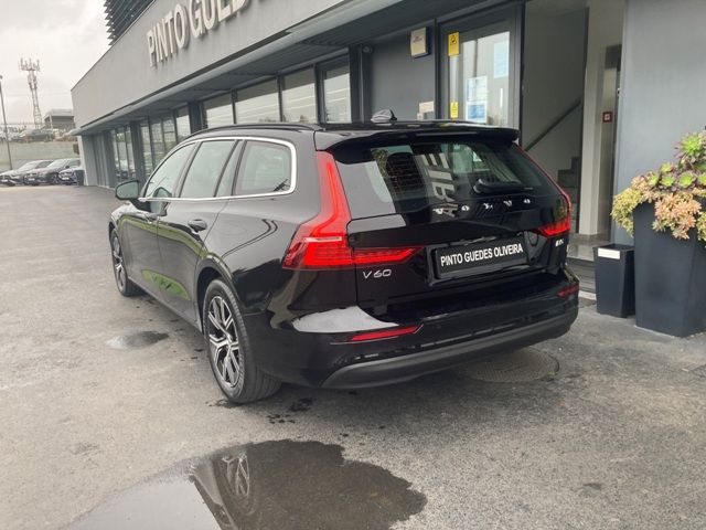 volvo-v60-2022-gasolina-1969cc