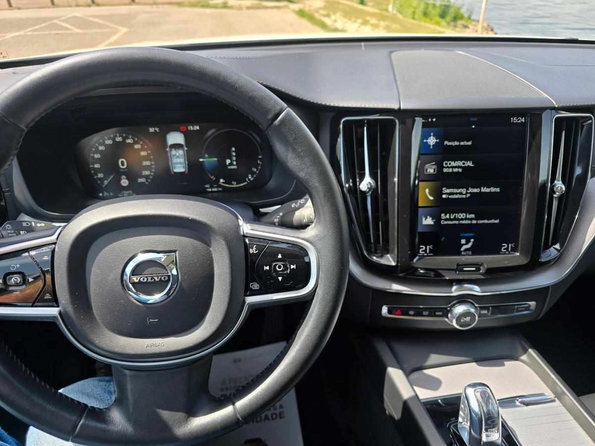 volvo-xc60-2-0-t8-twin-engine-2018-gasolina-1969cc