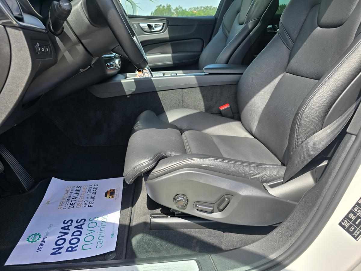 volvo-xc60-2-0-t8-twin-engine-2018-gasolina-1969cc