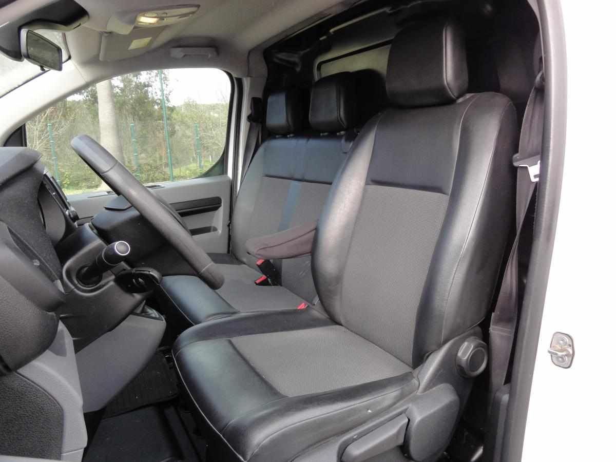 opel-vivaro-1-5-2019-diesel-2464cc