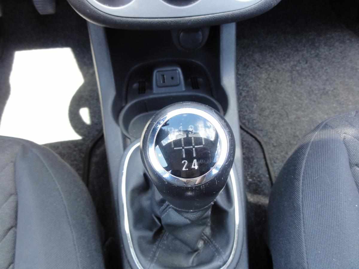 opel-corsa-1-2-2014-gasolina-1229cc