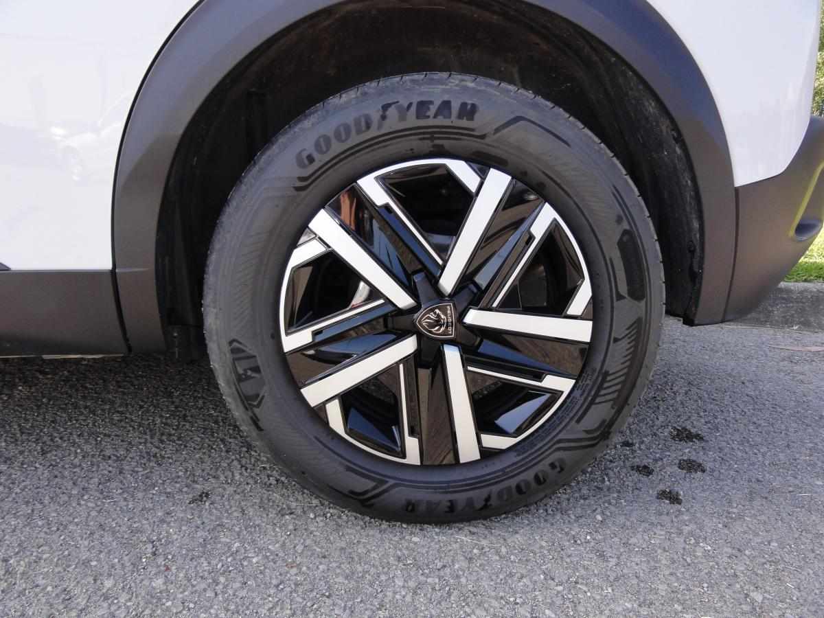 peugeot-2008-1-2-puretech-2025-gasolina-1199cc