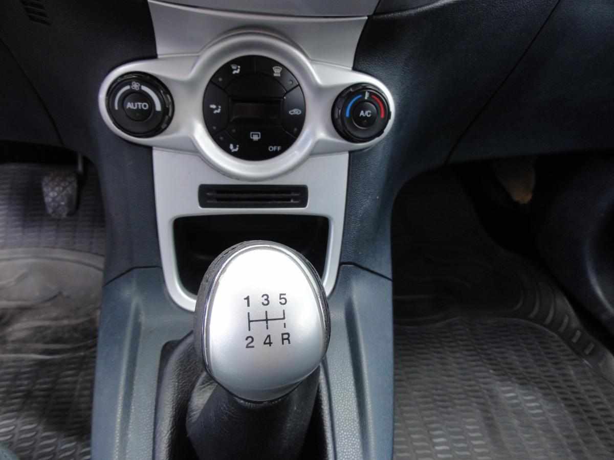ford-fiesta-1-25-2011-gasolina-1242cc