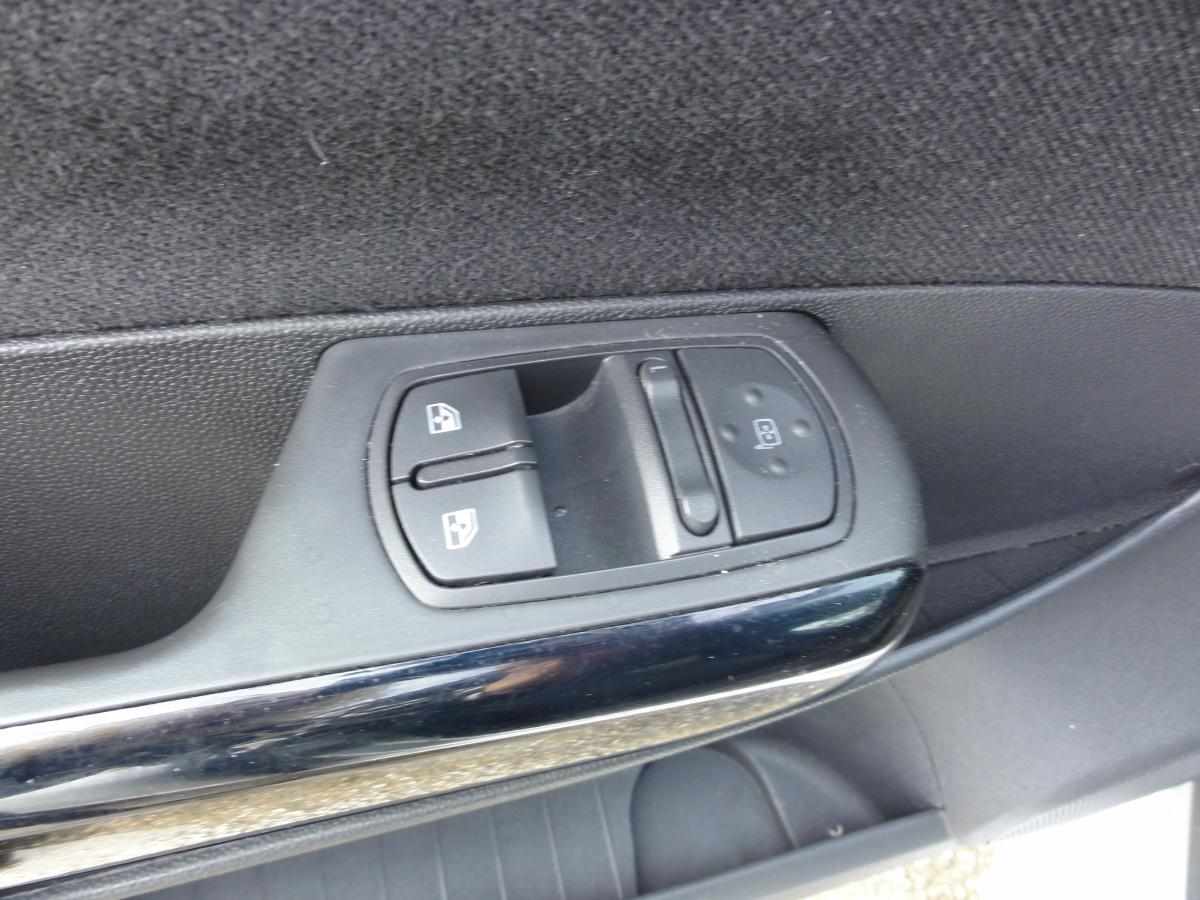 opel-corsa-1-2-twinport-2009-gasolina-1229cc