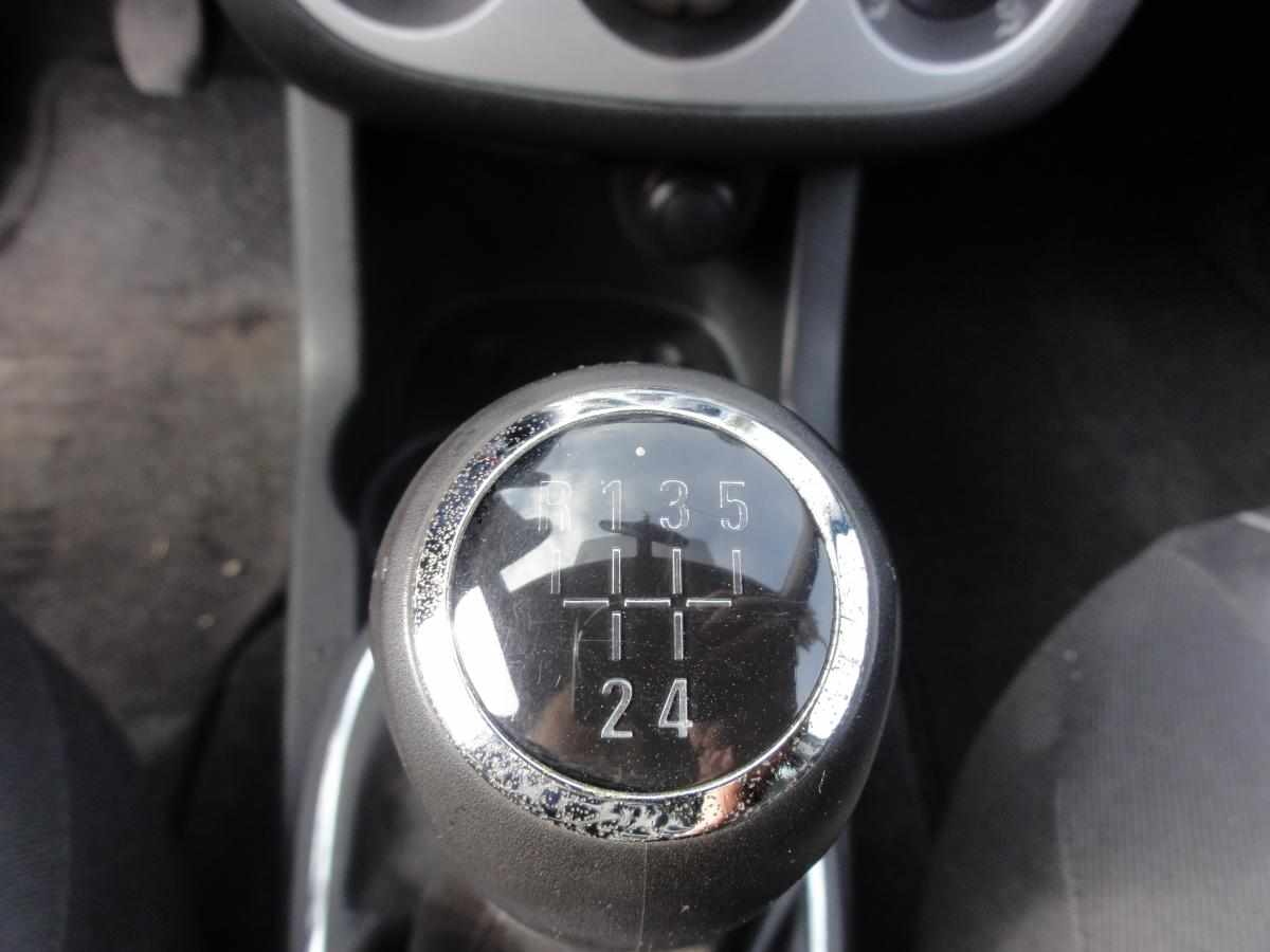 opel-corsa-1-2-twinport-2009-gasolina-1229cc