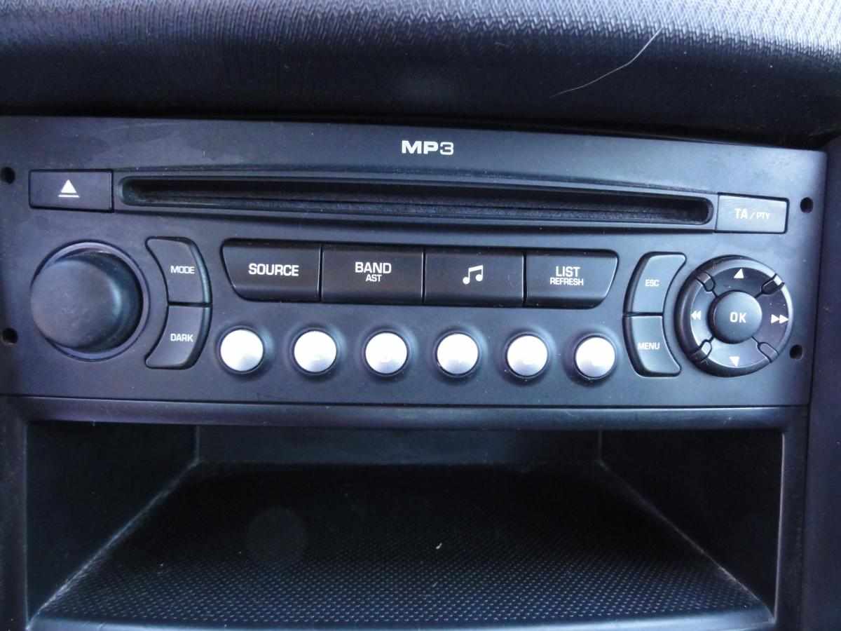 peugeot-207-1-4-vti-2009-gasolina-1397cc