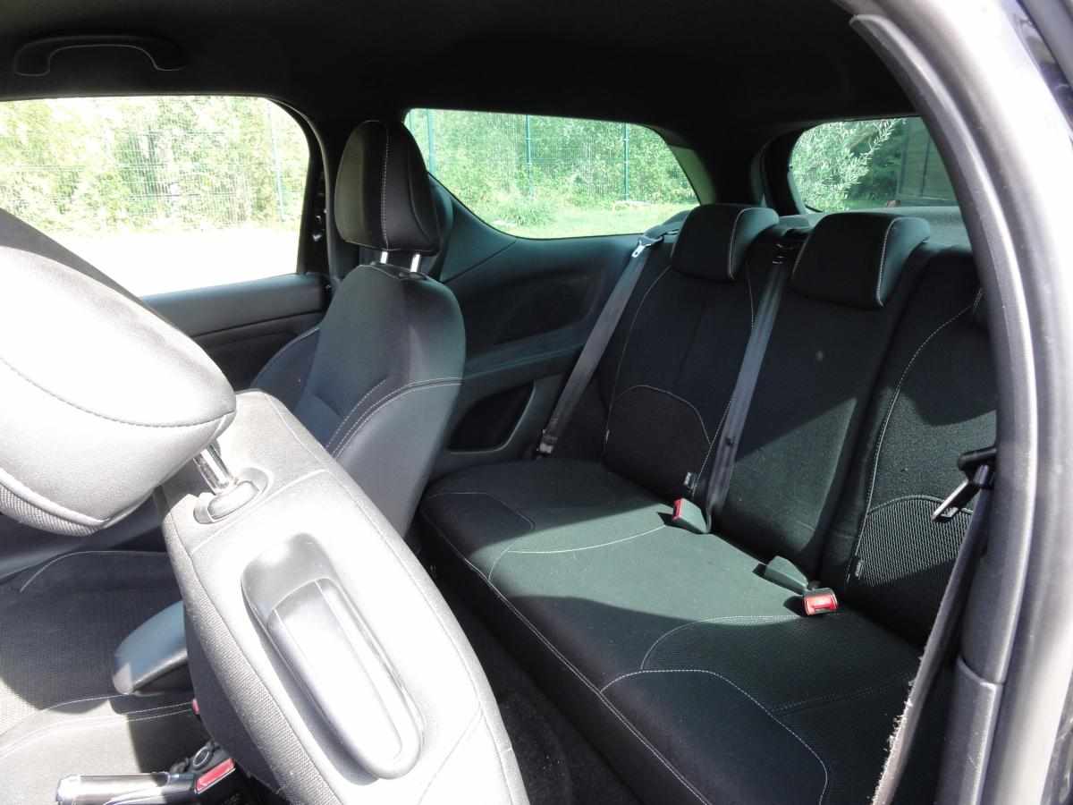 citroen-ds3-1-6-hdi-2010-diesel-1560cc