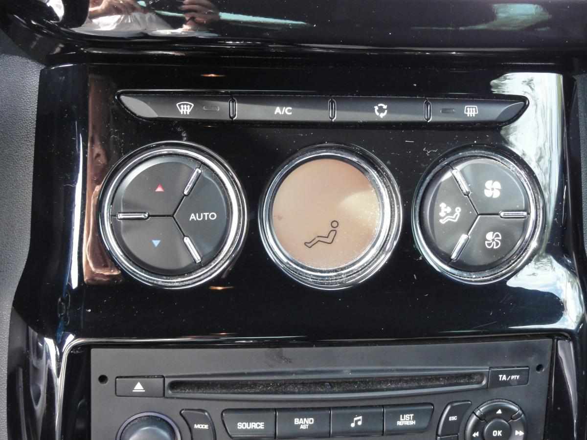 citroen-ds3-1-6-hdi-2010-diesel-1560cc