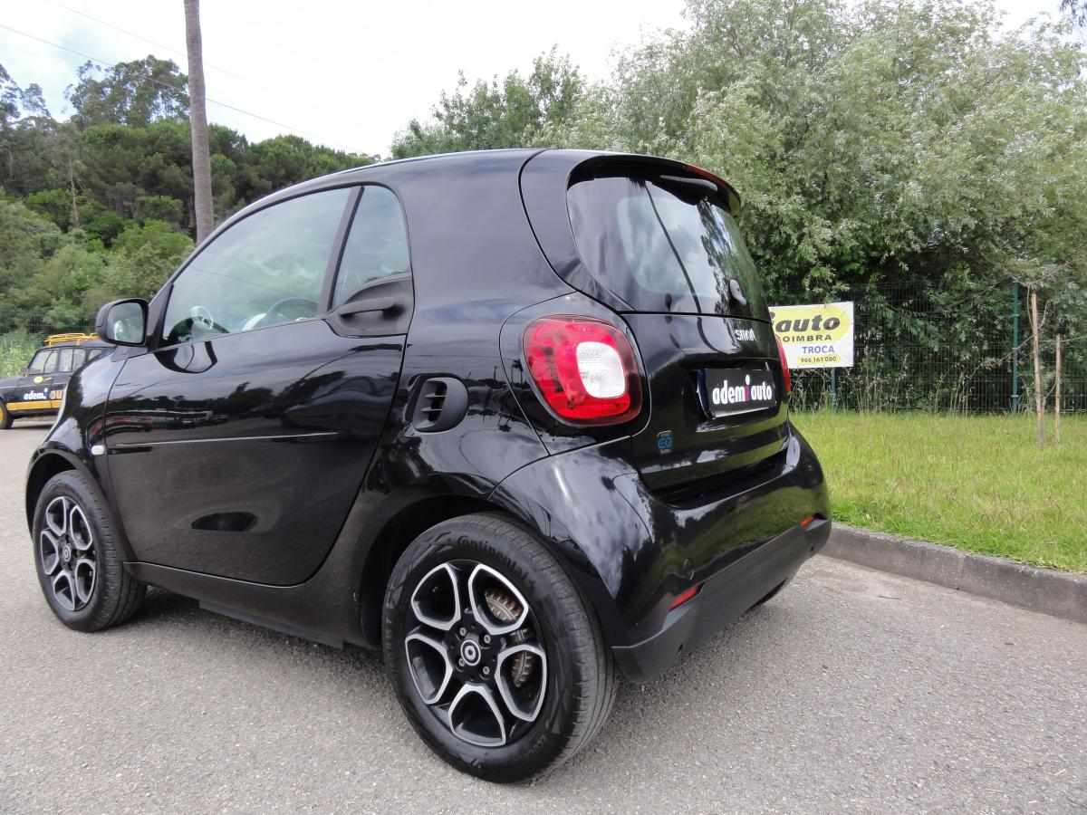 smart-fortwo-17-6-kwh-2019-eletrico