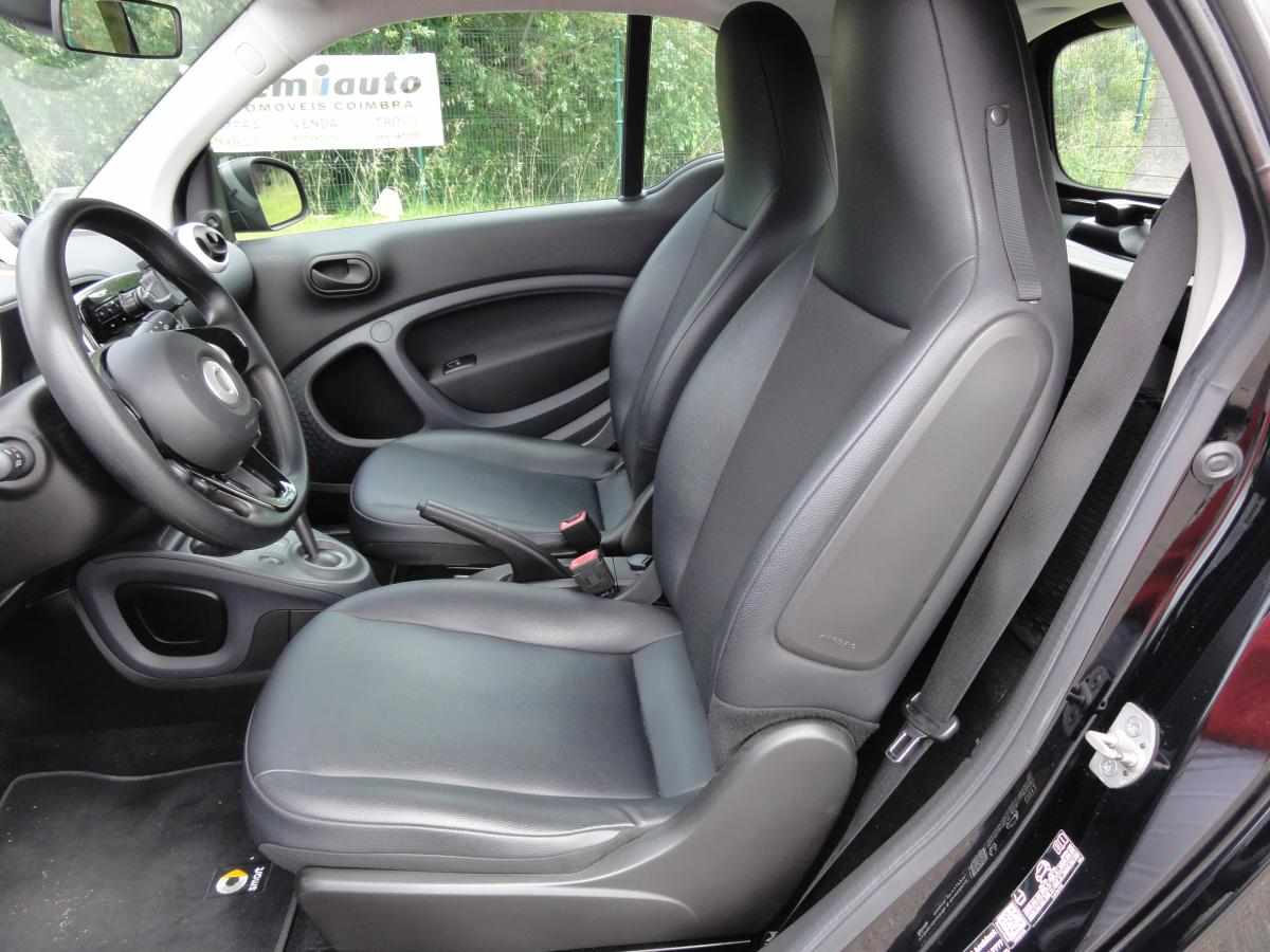 smart-fortwo-17-6-kwh-2019-eletrico