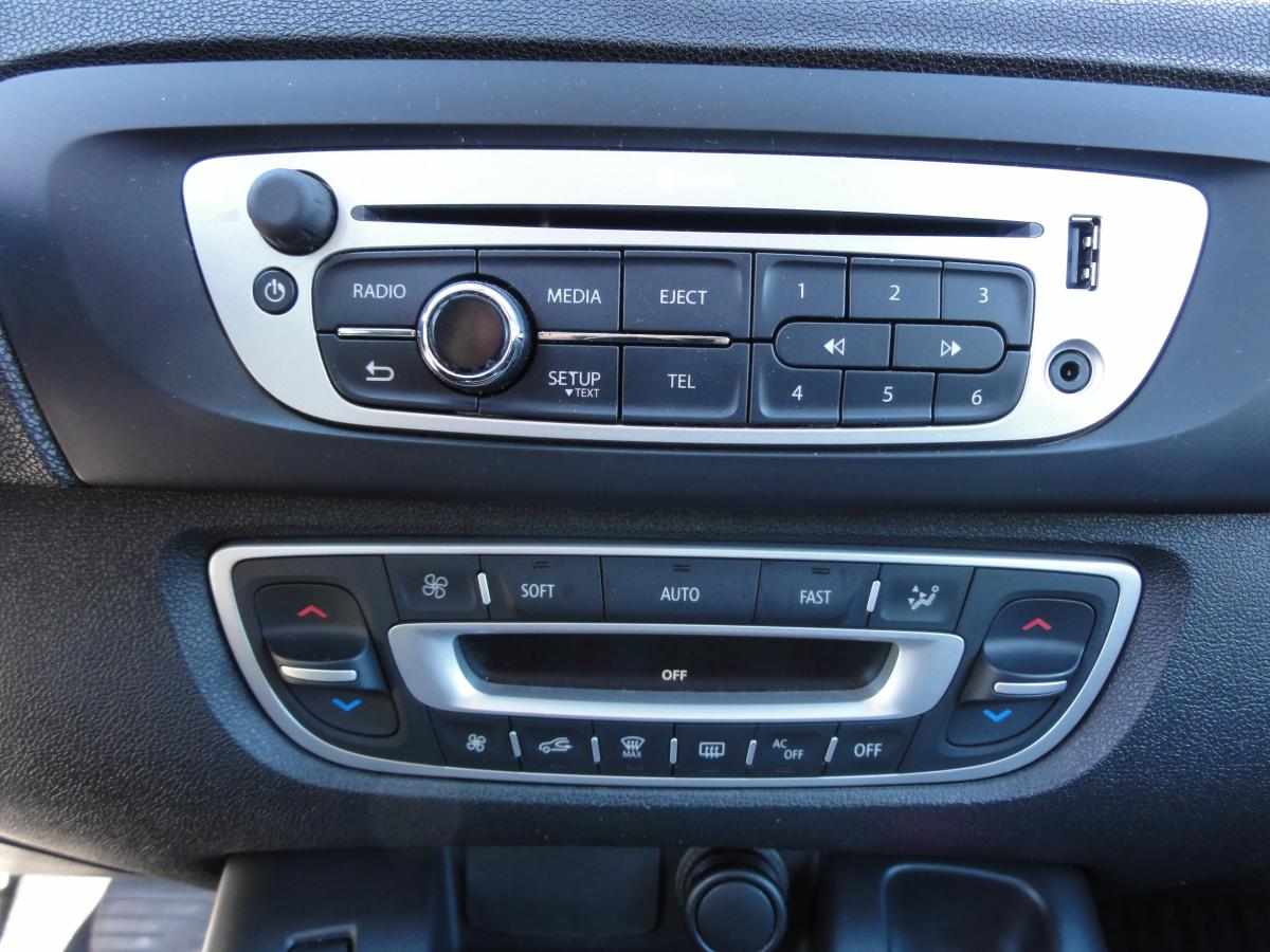 renault-scenic-1-6-dci-2012-diesel-1598cc