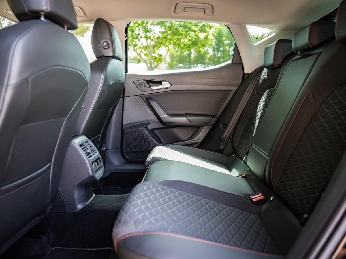 seat-leon-2021-hibrido-a-gasolina-1395cc