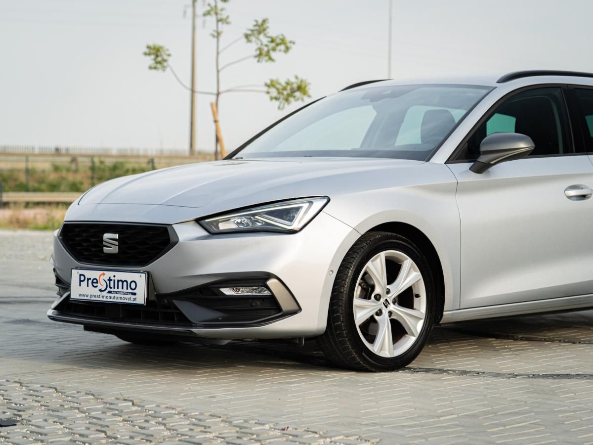 seat-leon-st-2023-gasolina-999cc