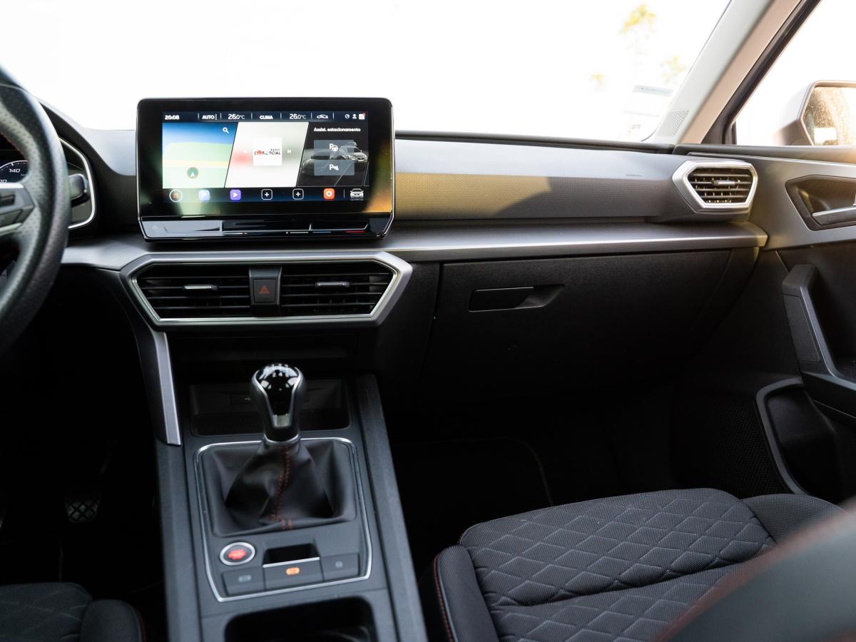 seat-leon-st-2023-gasolina-999cc