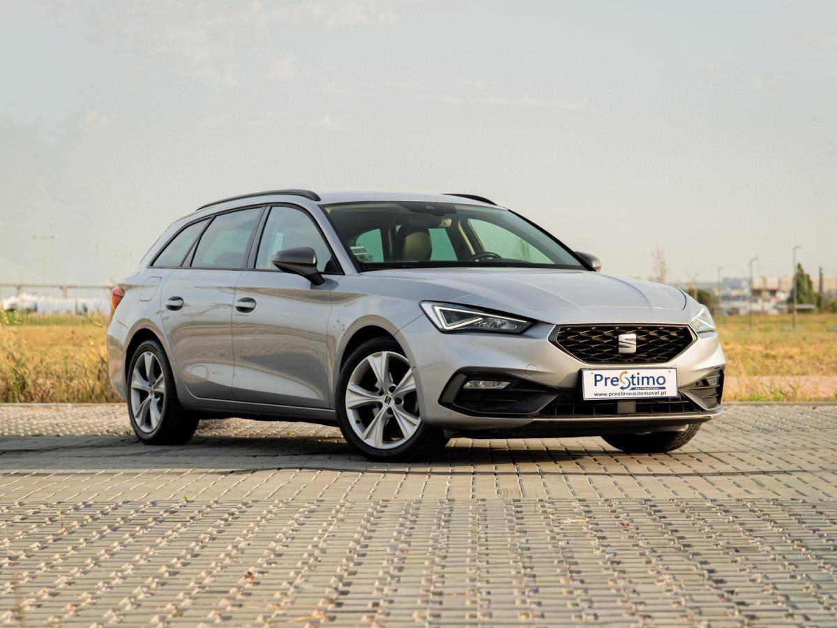 seat-leon-st-2023-gasolina-999cc
