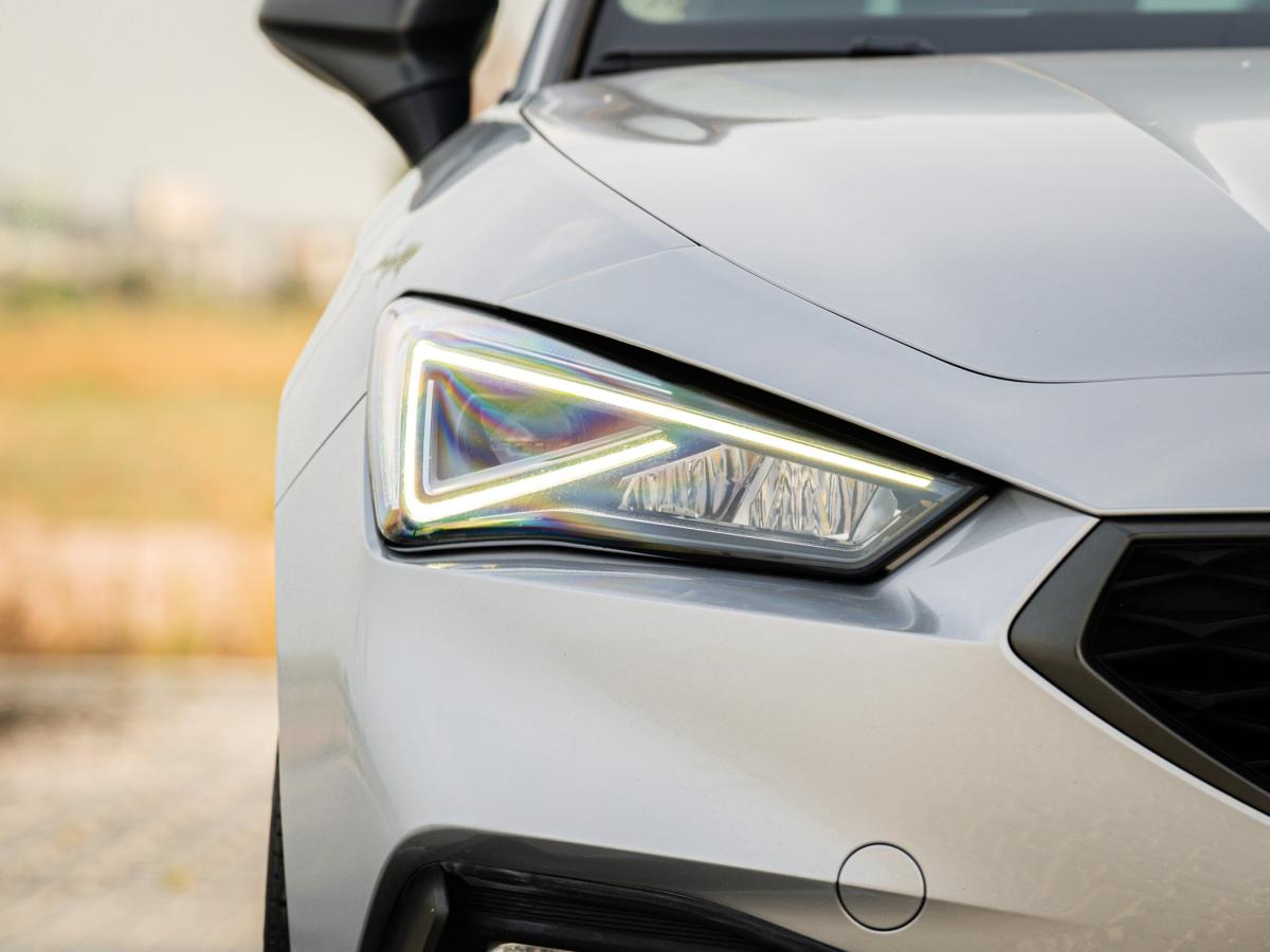 seat-leon-st-2023-gasolina-999cc