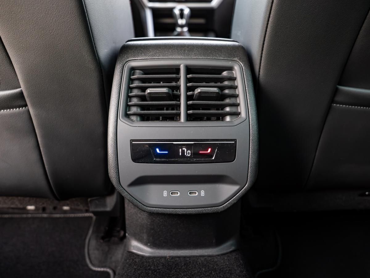 seat-leon-st-2023-gasolina-999cc