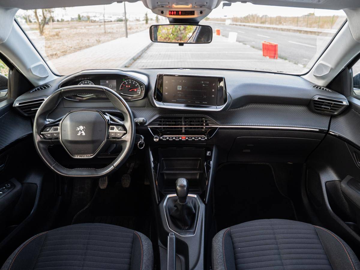 peugeot-208-2022-gasolina-1199cc