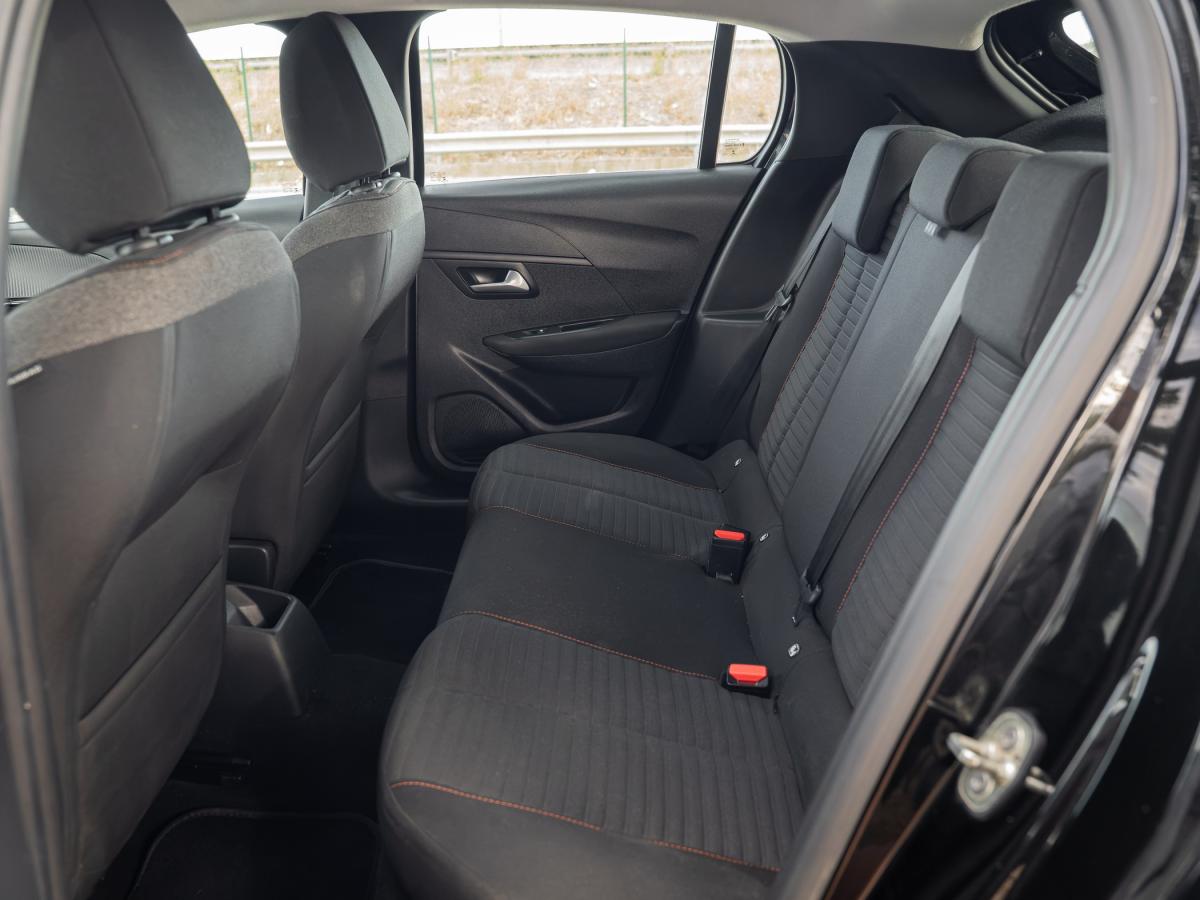 peugeot-208-2022-gasolina-1199cc