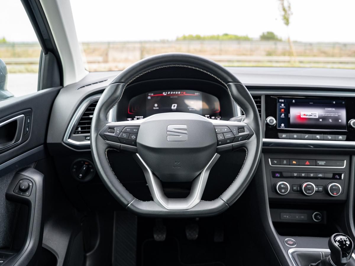 seat-ateca-2023-gasolina-999cc