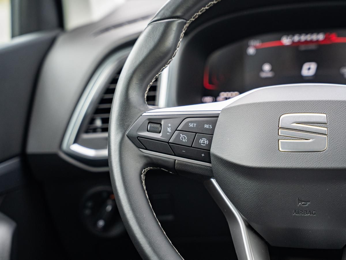 seat-ateca-2023-gasolina-999cc