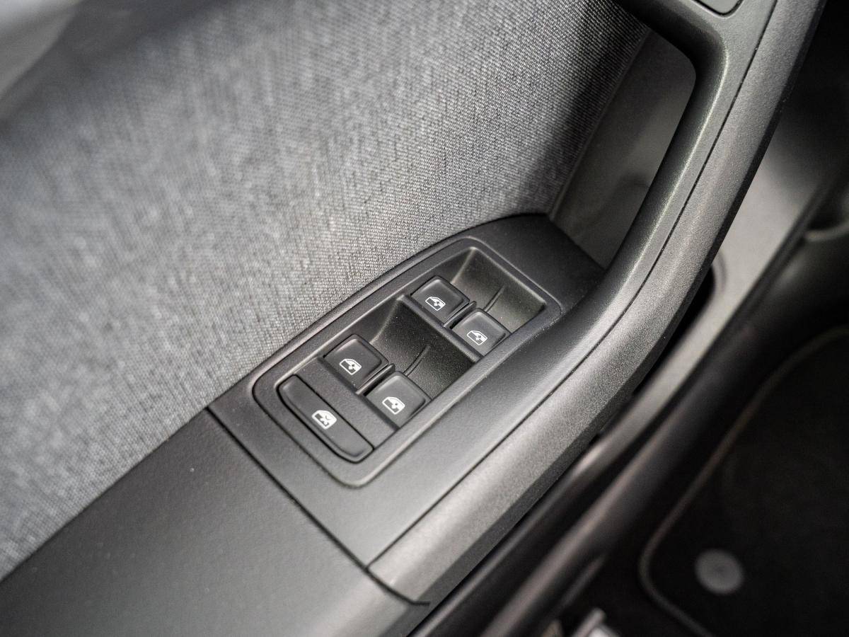 seat-ateca-2023-gasolina-999cc