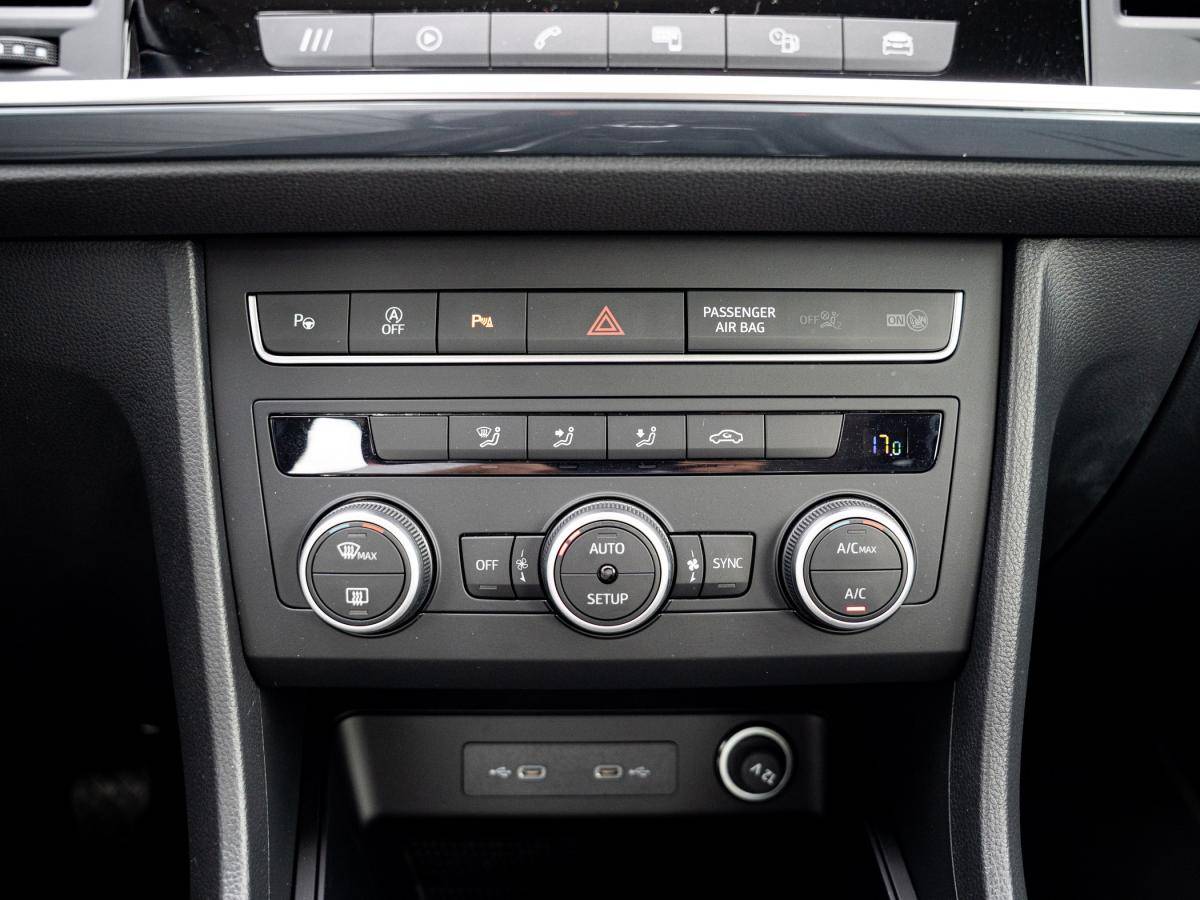 seat-ateca-2023-gasolina-999cc
