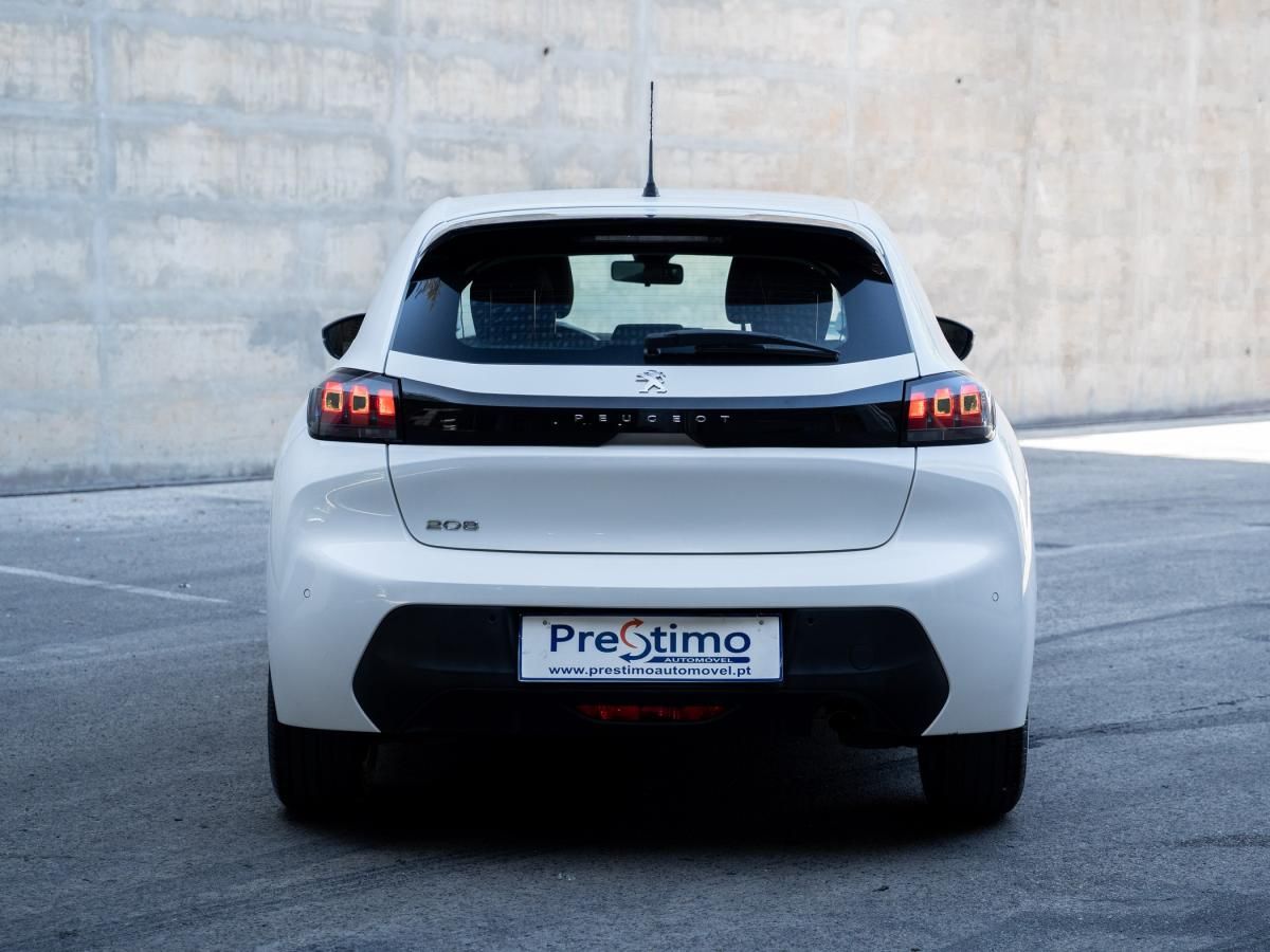 peugeot-208-2022-gasolina-1199cc