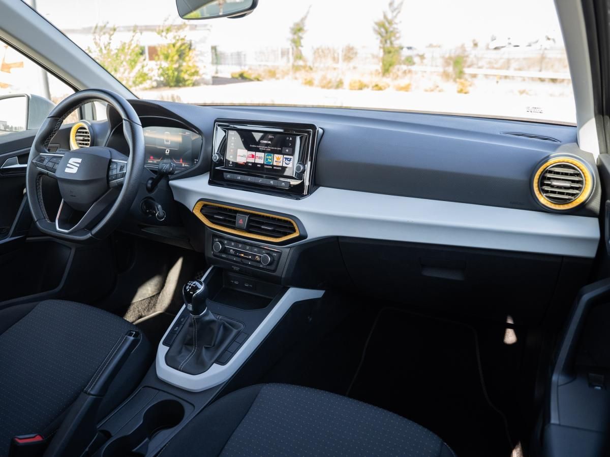 seat-arona-2024-gasolina-999cc