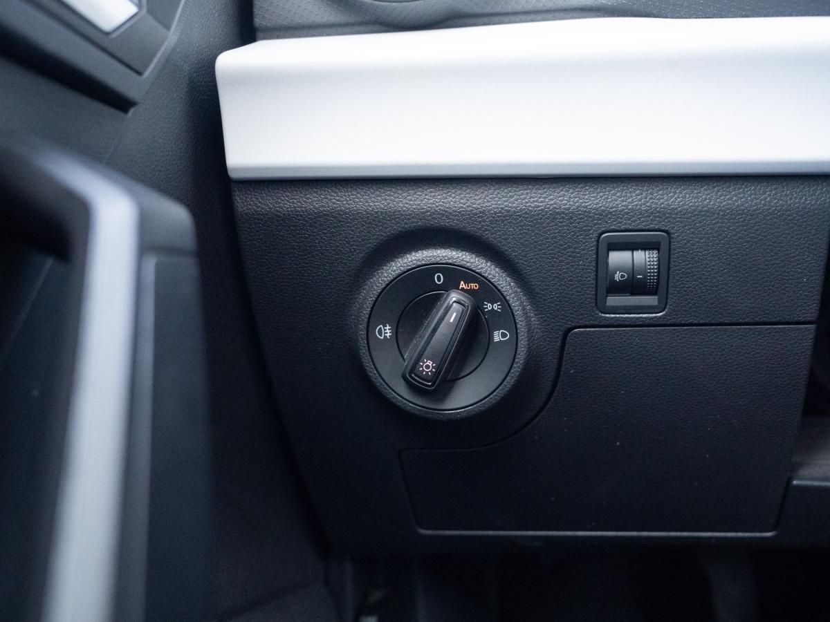 seat-arona-2024-gasolina-999cc