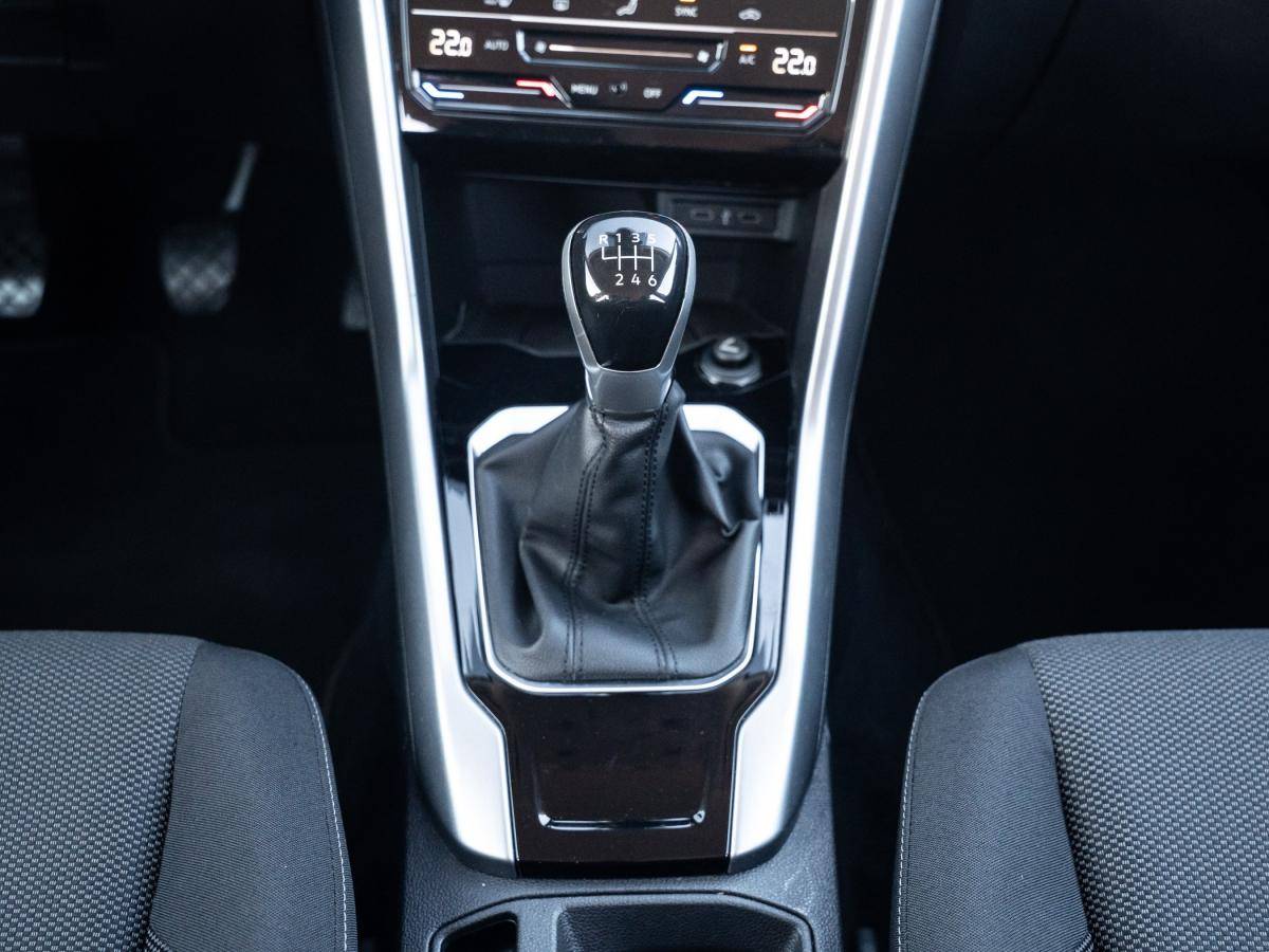 volkswagen-t-roc-2022-gasolina-999cc