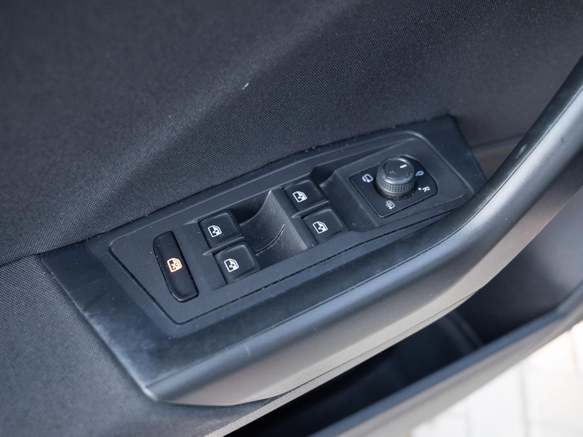 volkswagen-t-roc-2022-gasolina-999cc
