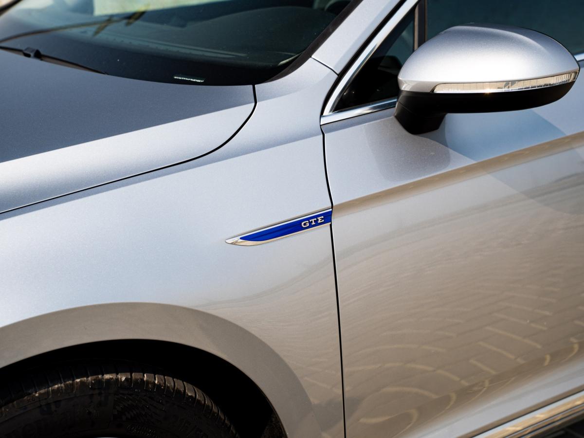 volkswagen-passat-variant-2021-hibrido-a-gasolina-1395cc
